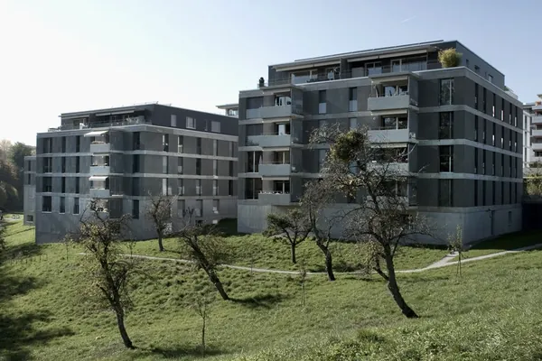 Ensemble de logements collectifs récents
